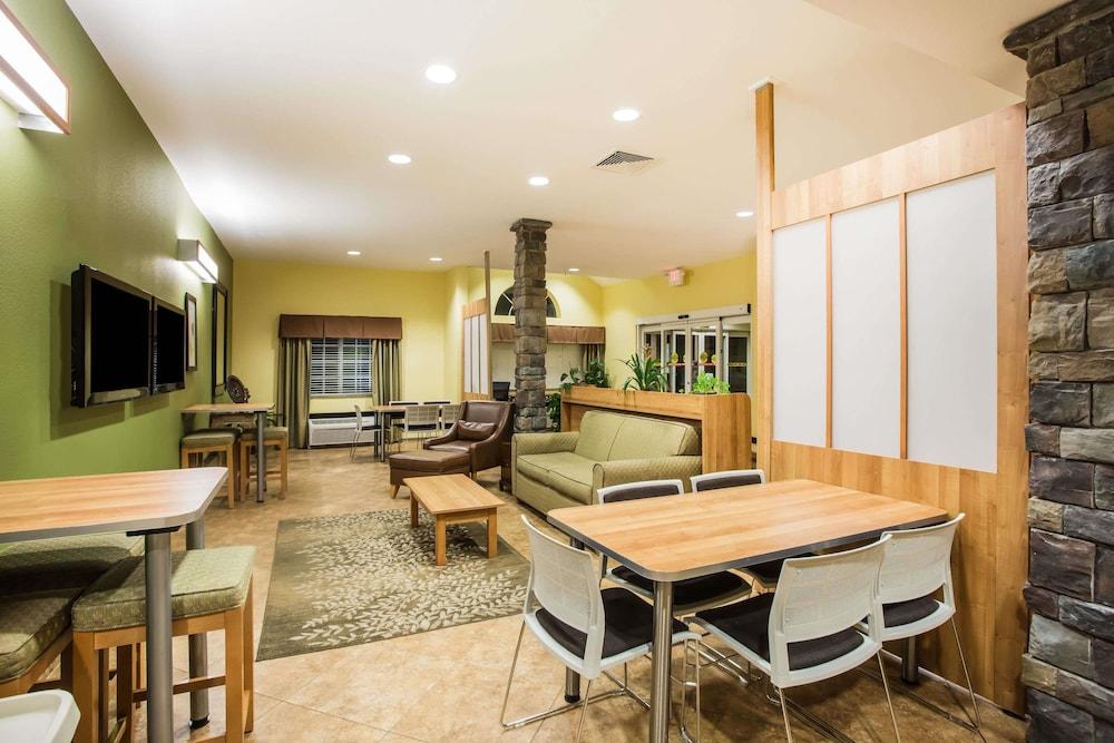 Microtel Inn And Suites By Wyndham Opelika Extérieur photo