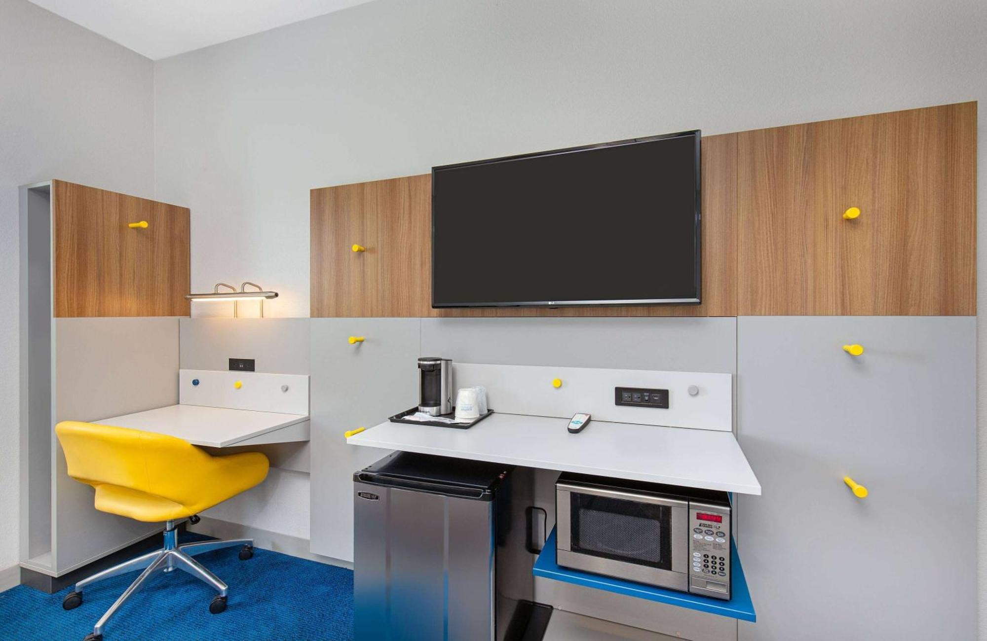 Microtel Inn And Suites By Wyndham Opelika Extérieur photo