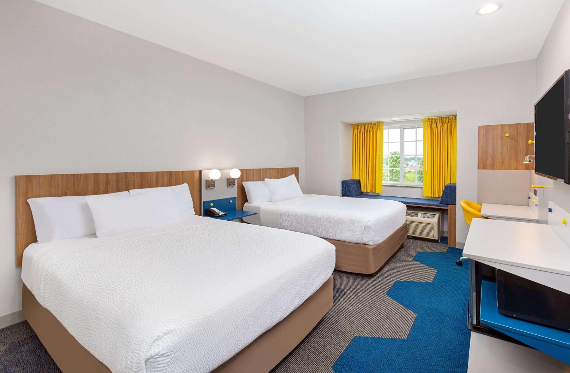 Microtel Inn And Suites By Wyndham Opelika Extérieur photo