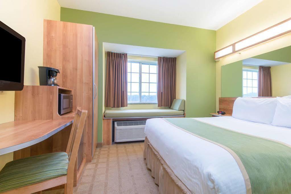Microtel Inn And Suites By Wyndham Opelika Extérieur photo